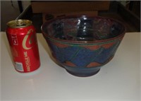 POTTERY BOWL / SIGNED