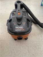 Rigid 4 gallon Portable Vacuum