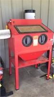 CENTRAL PNEUMATIC STEEL BLAST CABINET