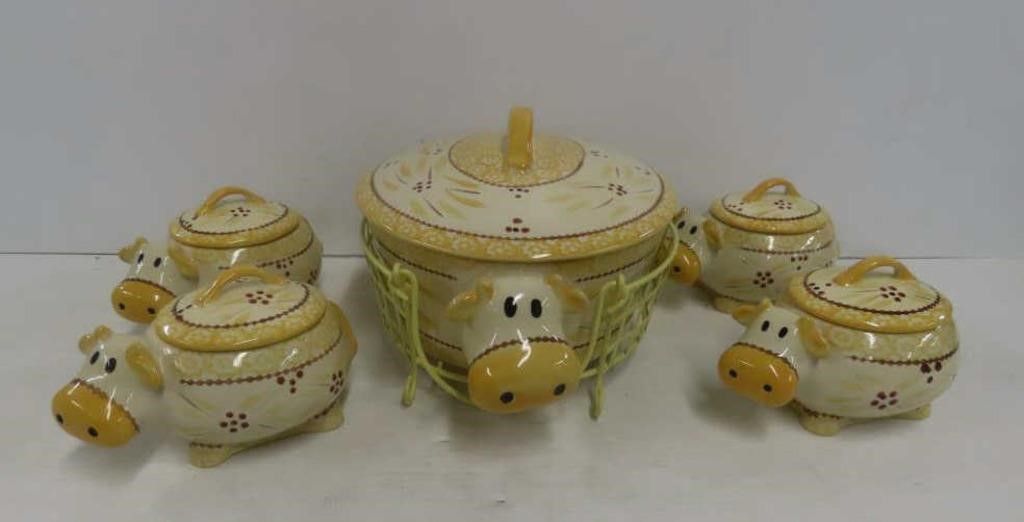 Temp-tations Cow Shaped Soup Set