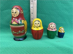 Vintage wooden Russian nesting dolls
