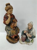 2 figurines