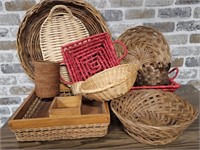 Assortment of Kitchen & Decor Baskets