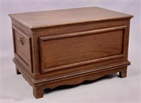 Pine jewelry box, tray inside, applied molds,