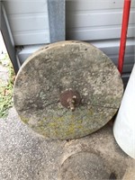 Stone grinding wheel