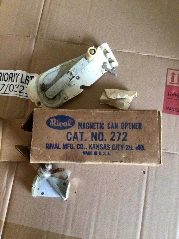 Rexall Magnetic can opener and original box