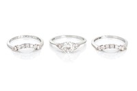 PLATINUM AND DIAMOND STACKING RINGS, 8.4g