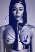 Autograph  Naomi Campbell Photo