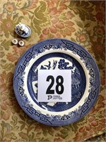 Blue Willow Plate And Child's Playset (Living