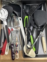 kitchen drawer utensils