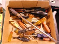 21 mixed screwdrivers
