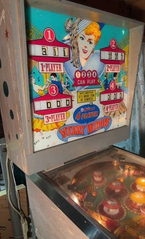 WILLIAM'S MERRY WIDOW pinball machine