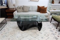 Poltrona Frau end table