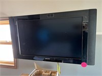 32 Inch Phillips TV with Wall Mount