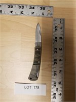 Case 225 ss Camo Lock Blade Knife