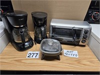 2 COFFEE POTS, TOASTER OVEN, SM ELEC FRY PAN