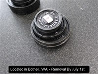 LOT, (8) STANDARD BARBELL PLATE WEIGHTS TO