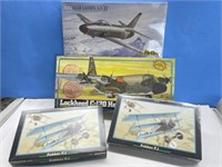 4 Model Plane Kits