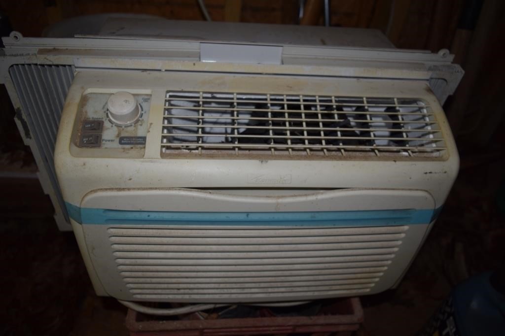 Kenmore A/C (works)