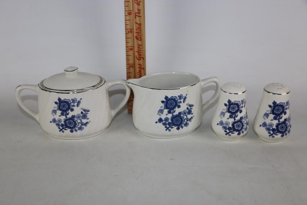 Royal Blue Ironstone (Enoch Wedgewood) English Chi