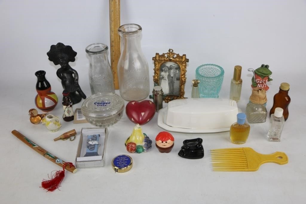 Lot of Vintage Goodies-Look