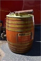 3B: Richardson Root Beer barrel