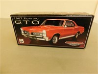 1967 Pontiac GTO 1:24 scale Diecast car