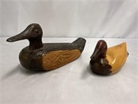 SET OF 2 HAND PAINTED AND CARVED WOODEN MALLARD