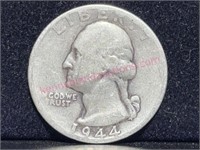 1944 Washington Silver Quarter (90% silver)