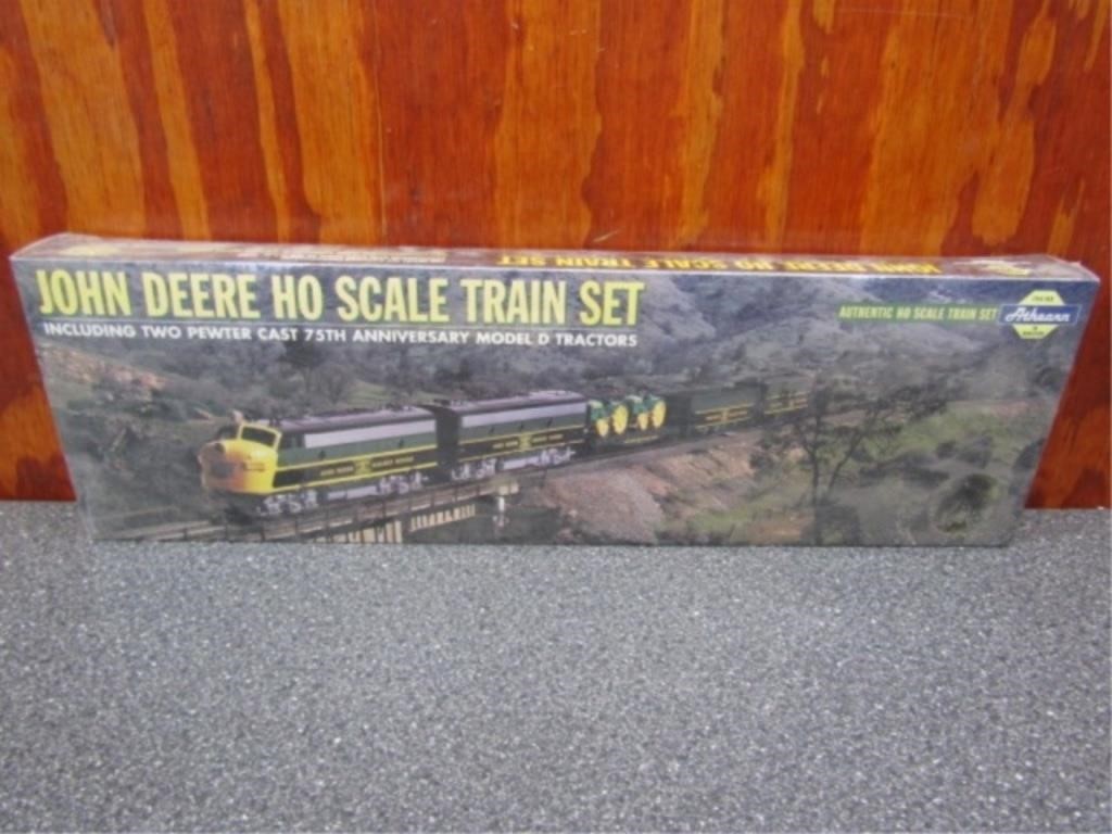 Athearn John Deere HO Scale Train Set New