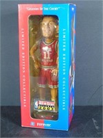 Forever Collectibles Yao Ming Bobblehead  NIB