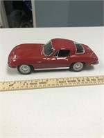 Maisto 1965 Chevrolet Corvette 1/18 Scale Die Cast