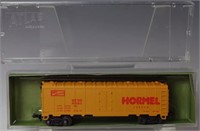 POSTAGE STAMP REFRIGERATOR CAR 4885  N SCALE MIB