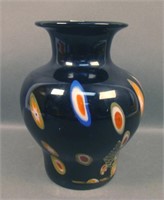 Beautiful Kamei Art Glass Osaka Vase