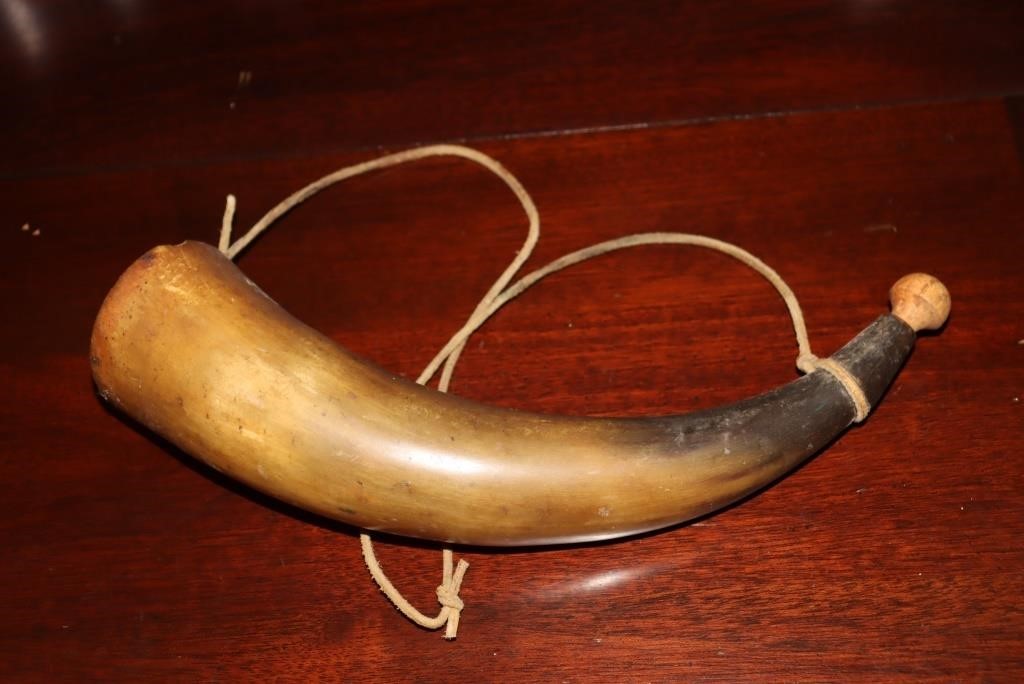 Powder horn