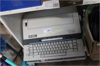 SMITH CORONA XD 7500 ELECTRIC TYPEWRITER