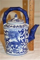 Bombay Blue & White Tea Pot