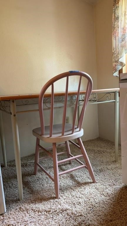 Cute table with wood chair 46”x 30”