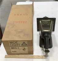 Moe Light M811-7 black light fixture 17in