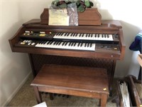 Yamaha 205-d Organ And Bench Works