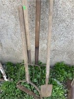 (4) Vintage Lawn Tools