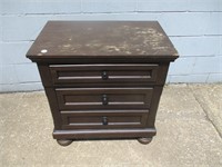 End Table / Night Stand 18x28x29"