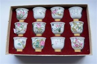 Set of 12 Chinese porcelain teacups each with