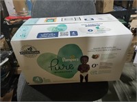 Pampers Diapers Size 4, 88 Count - Pure