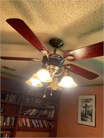 Harbor Breeze Ceiling Fan with light- working