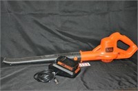 Working B&D 20-V blower w/ charger