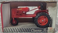 Scale Models Classic Series BF Avery Tractor