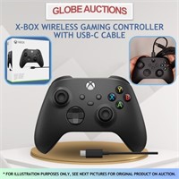X-BOX WIRELESS GAMING CONTROLLER W/ USB-C CABLE