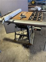 10 inch contractor table saw on stand with