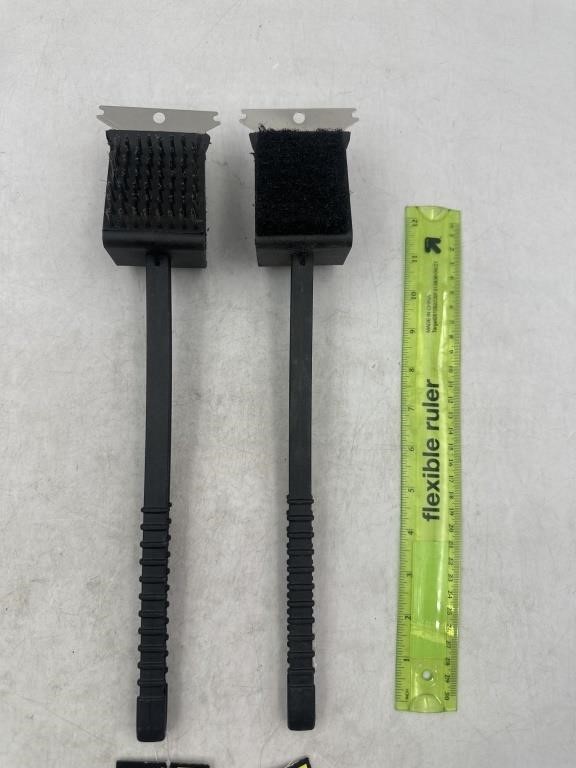 NEW Lot of 2- Flame Glo 3-in-1 Grill Brush